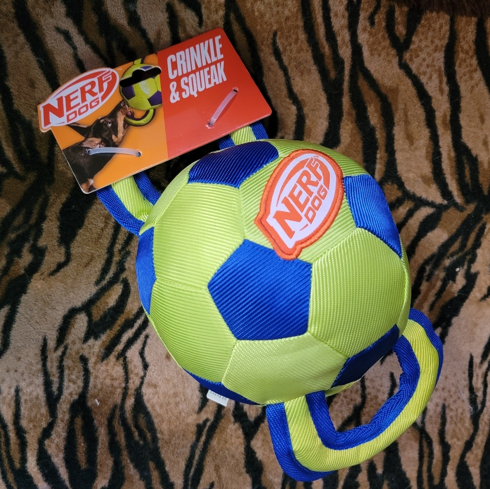 Nerf Dog Soccer Ball W Handles Crinkle And Squeak Large New Ea.